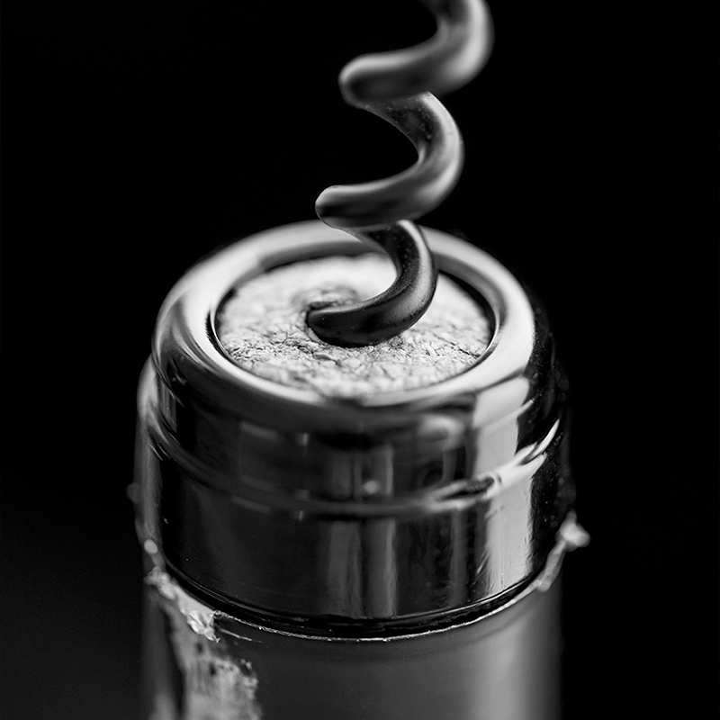 5 способов открыть вино без штопора