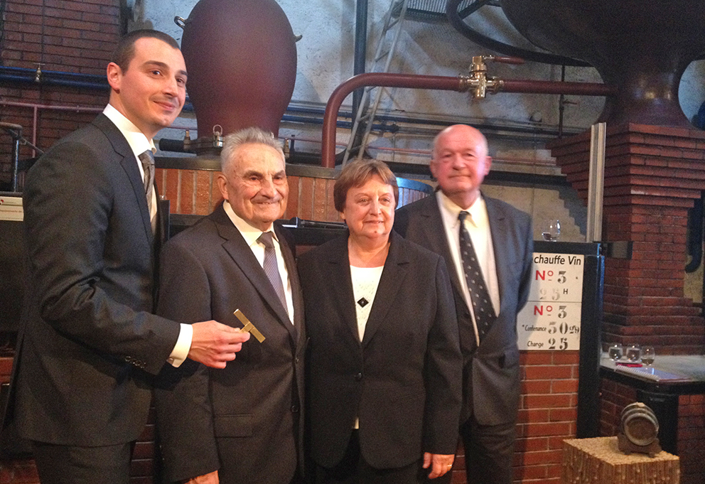 Французский парфюм с выдержкой в коньячном погребе