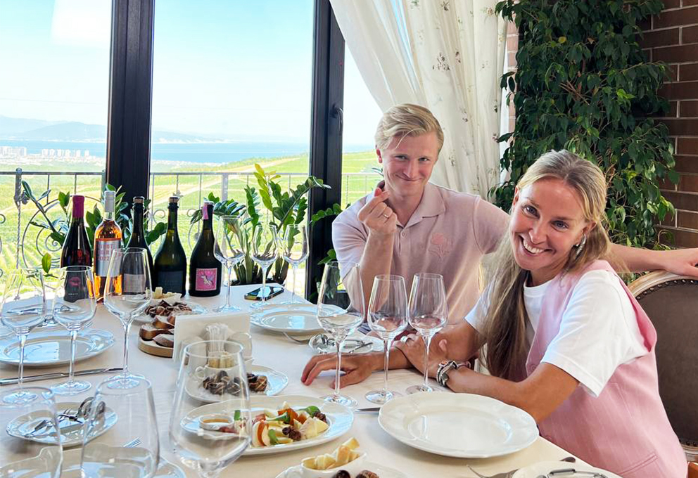 Новый документальный сериал должен доказать, что Россия – винная страна