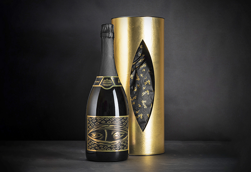 Новым автором дизайна «Арт-коллекции Абрау» стала Айдан Салахова 