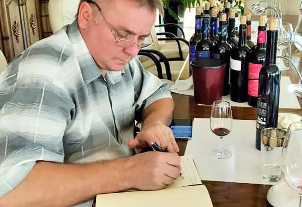 Блогер уходит, но не прощается