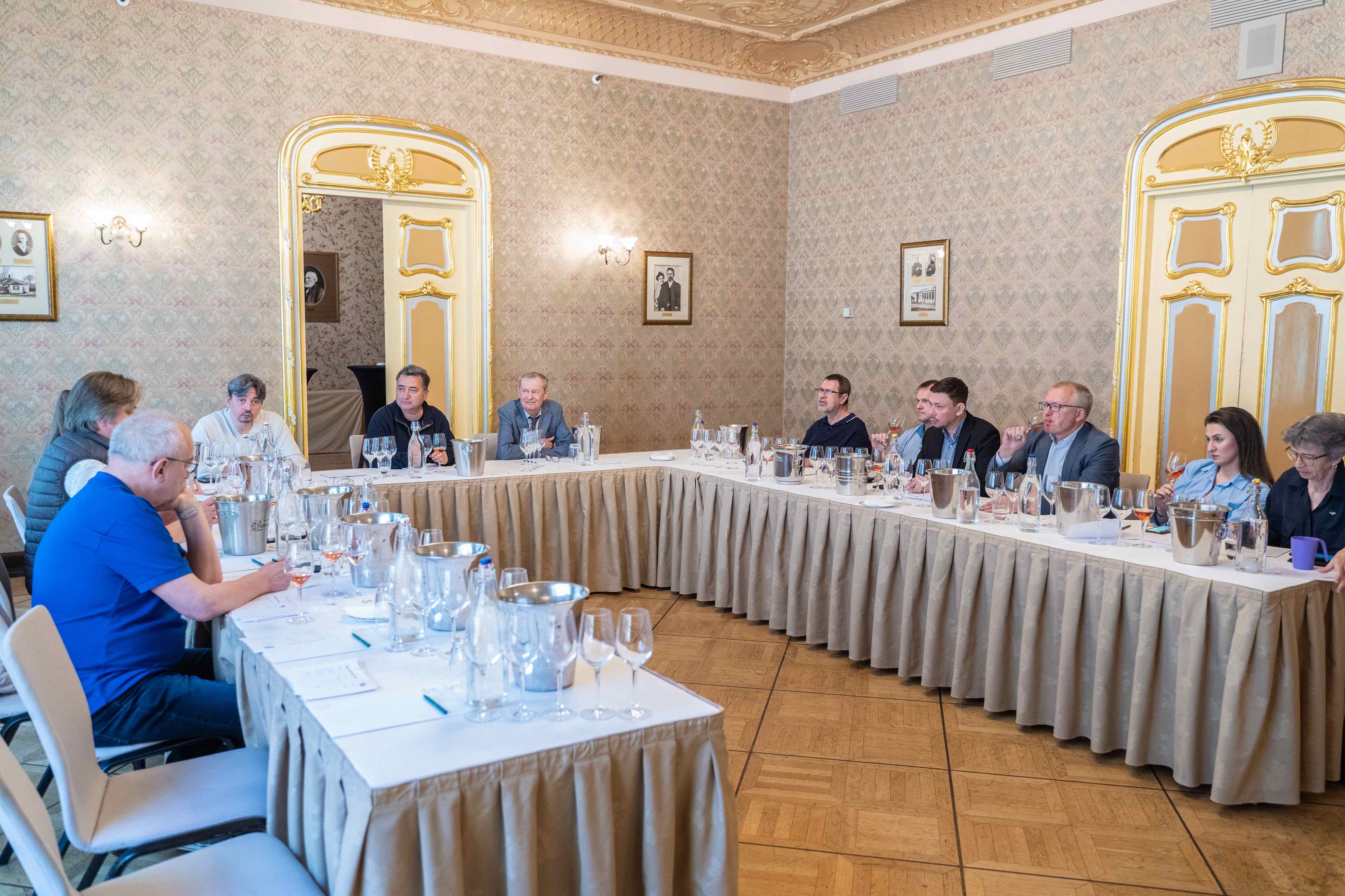 Серый и другие 19 оттенков розового