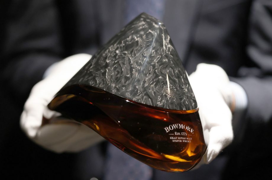 Коллекционное издание виски Bowmore продано по рекордной цене