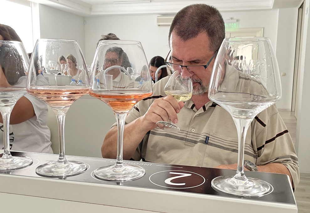 Рейтинг «Пятёрочки»: российские игристые — в числе лидеров 