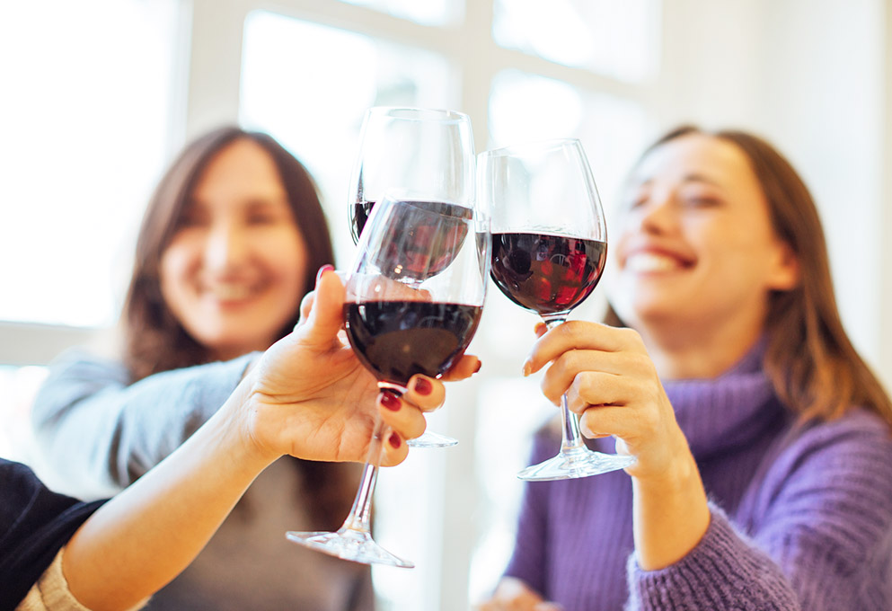 Постоянное движение и бокал вина