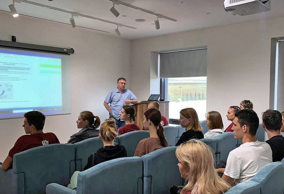 Стажеры 2.jpg