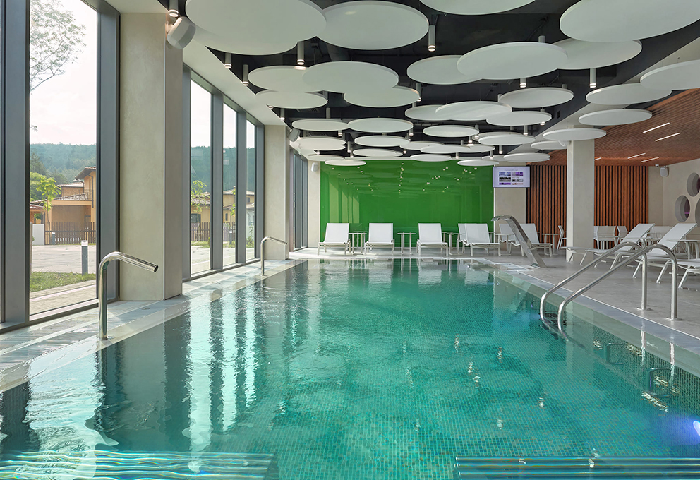 Гидромассажный бассейн copy.jpg Гидромассажный бассейн copy.jpg